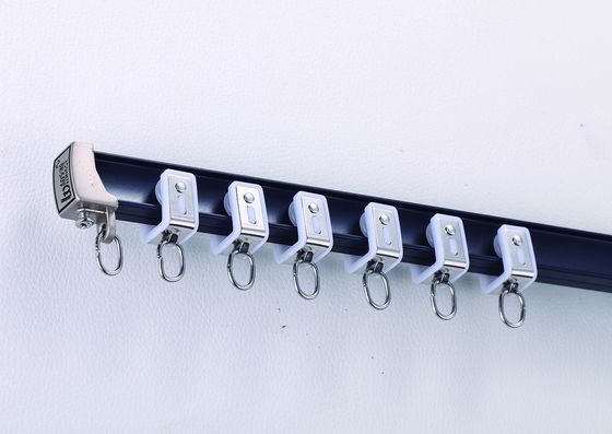 Un bon prix. Frais supplémentaires Bendable en aluminium bleu-foncé de voie de rideau en épaisseur 2mm profondément en ligne