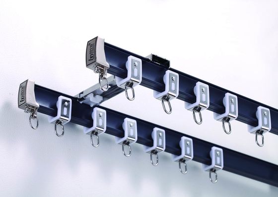 Un bon prix. Voie Bendable de rideau en épaisseur du processus 1.5mm de PE voie de rideau en 1,5 m en ligne