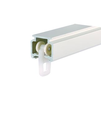 Un bon prix. voie en aluminium de rideau en épaisseur 6.7meter de 2mm pour les rideaux lourds En ligne