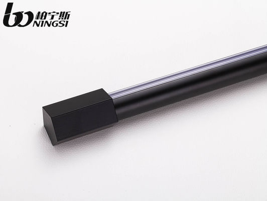 Un bon prix. Le rideau noir Polonais en épaisseur 19mm de la couleur 0.6mm finit la forme carrée En ligne